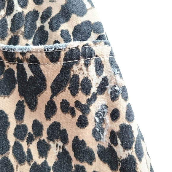 Notes Du Nord Distressed High-rise Animal Print Shorts, Size XS, 4 (US) - Picture 4 of 14